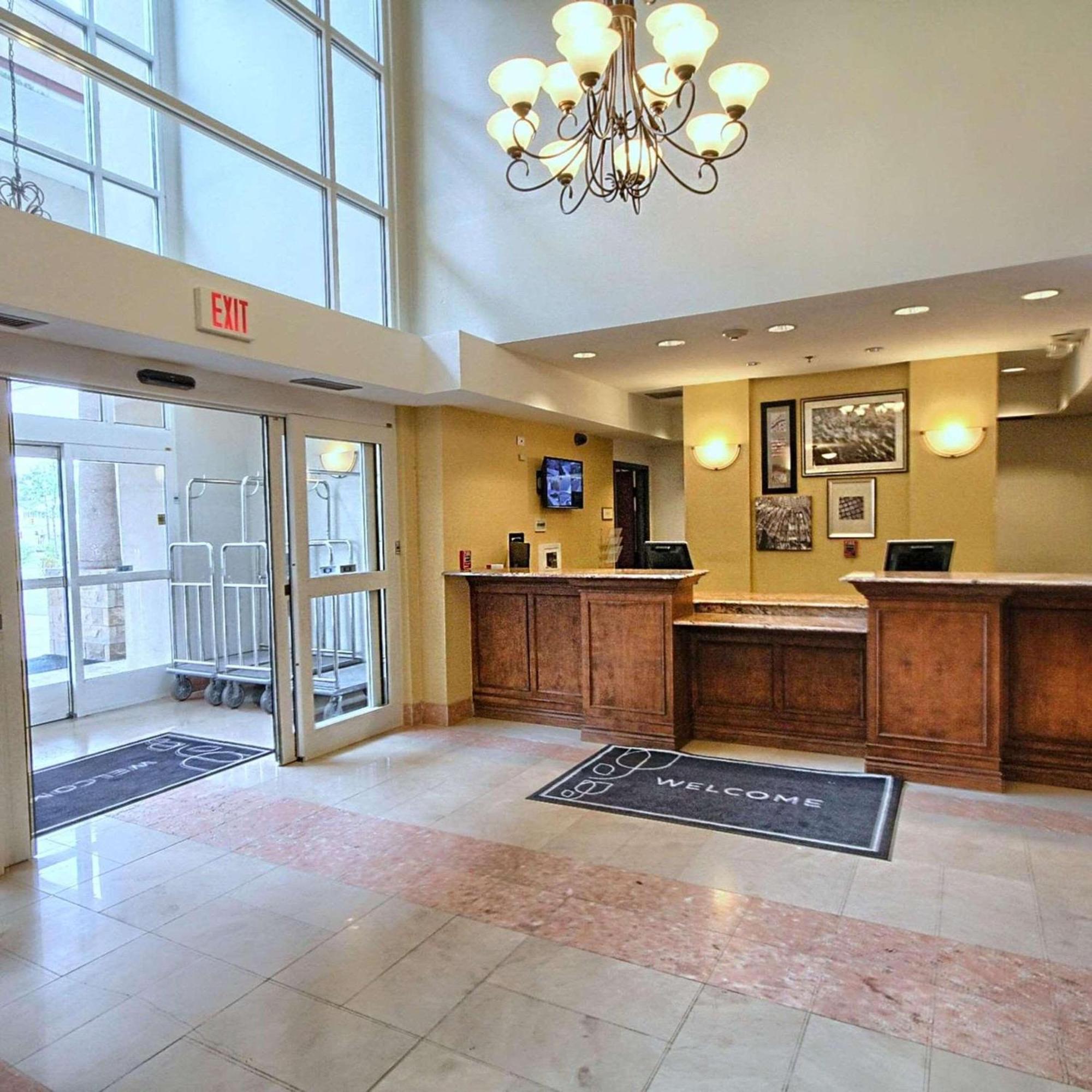 Country Inn & Suites By Radisson, Dearborn, Mi Luaran gambar